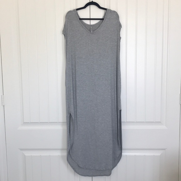 Red Lolly Contemporary Maxi Dress - Picture 4 of 4